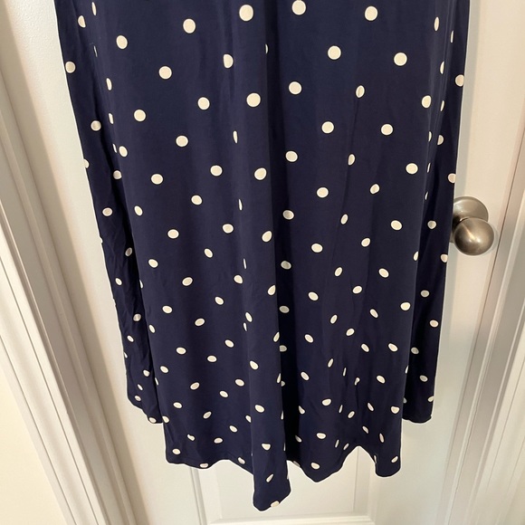 Old Navy Short Sleeve MIDI Dress Navy and White Polka Dot Size 1X - Picture 6 of 8